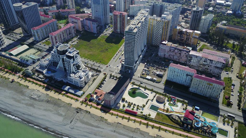 Orbi Dima Apart. Batumi Apartamento Exterior foto